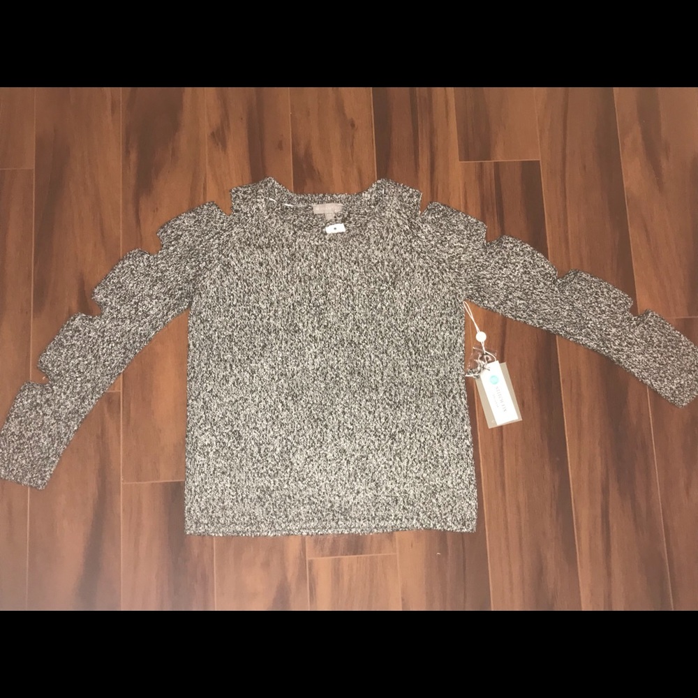 NWT Evolution Ladies Sweater Size PXS